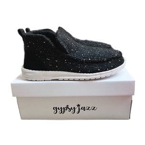 Gypsy Jazz Emersyn Shoe/Bootie in Black/Gold